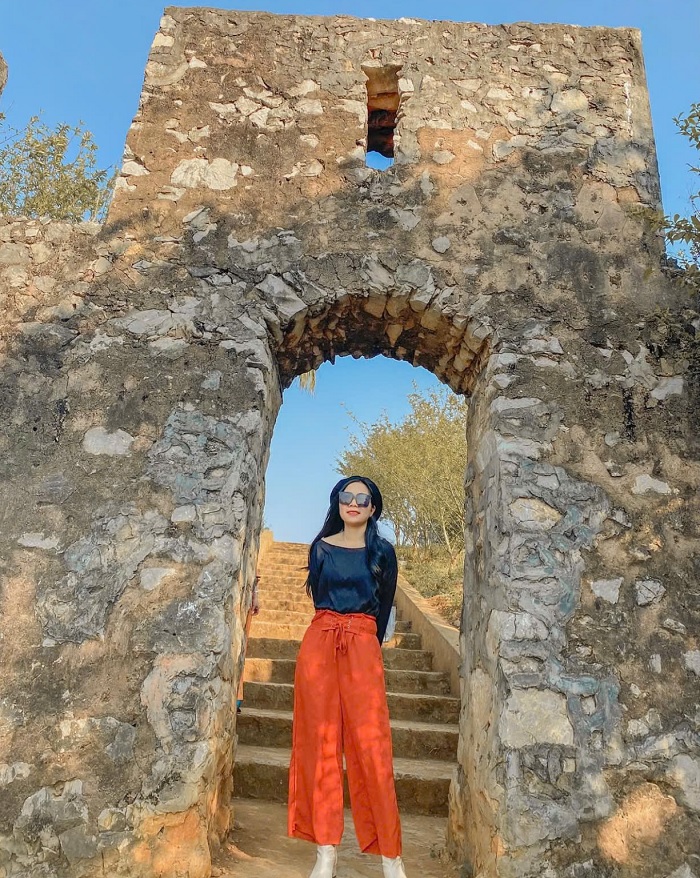 Thành nhà Mạc Lạng Sơn cách trung tâm thành phố không xa