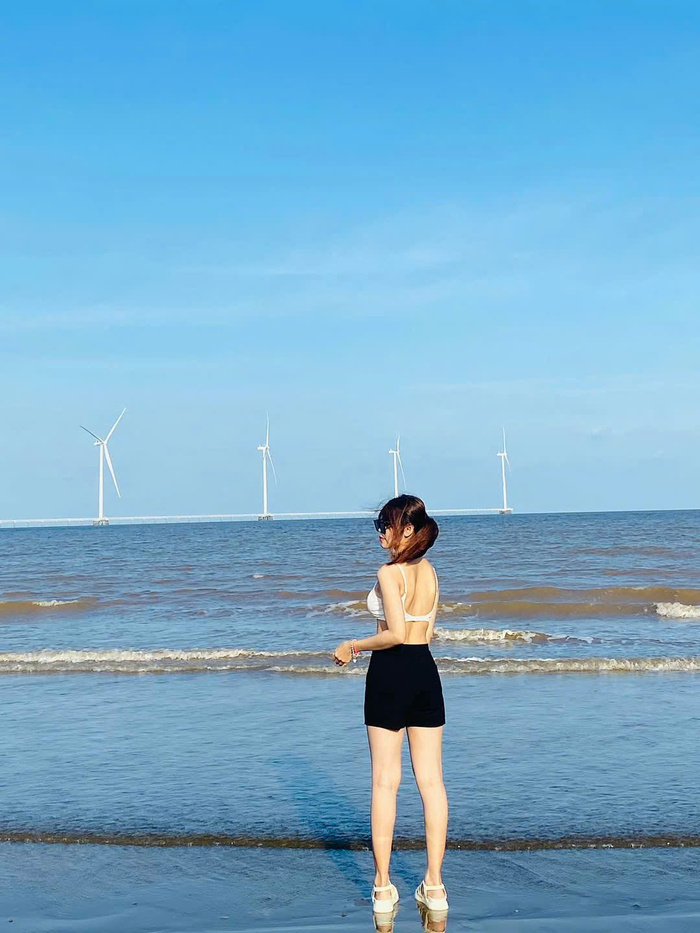 Kinh nghiệm du lịch Biển Ba Động Trà Vinh - Săn ảnh sống ảo với cánh đồng điện gió