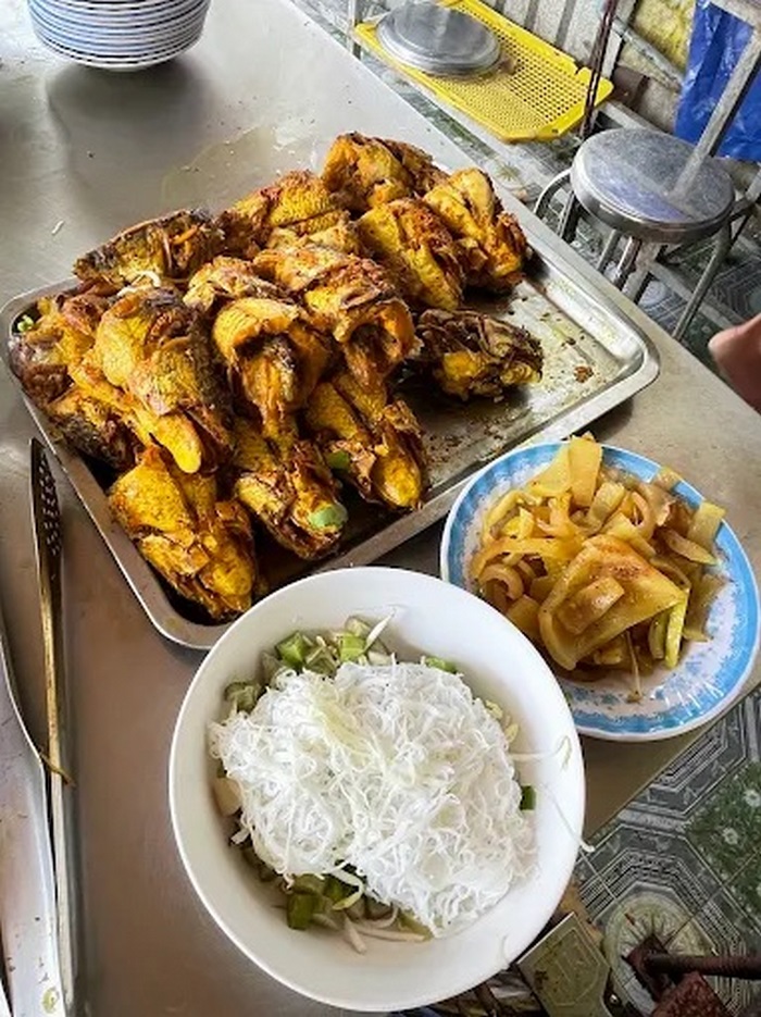 Quán Ngọc Mỹ là quán bún Xiêm Lo Long An ngon được nhiều người yêu thích.