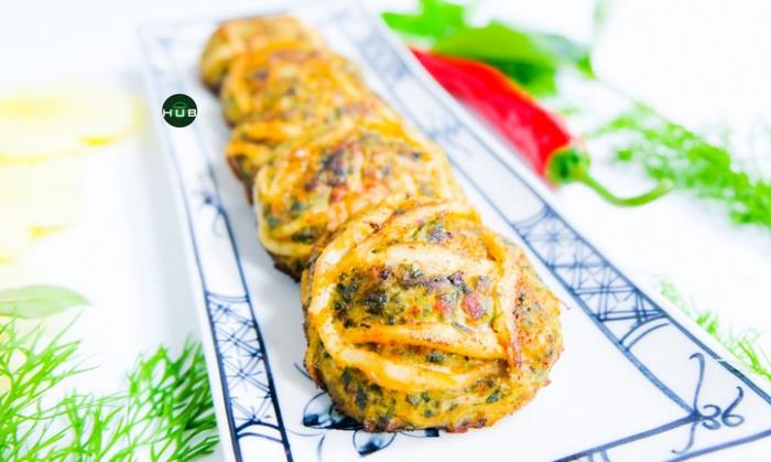 Chả cá ngần là món ăn rất bổ dưỡng cho người già, trẻ em, phụ nữ mang thai.