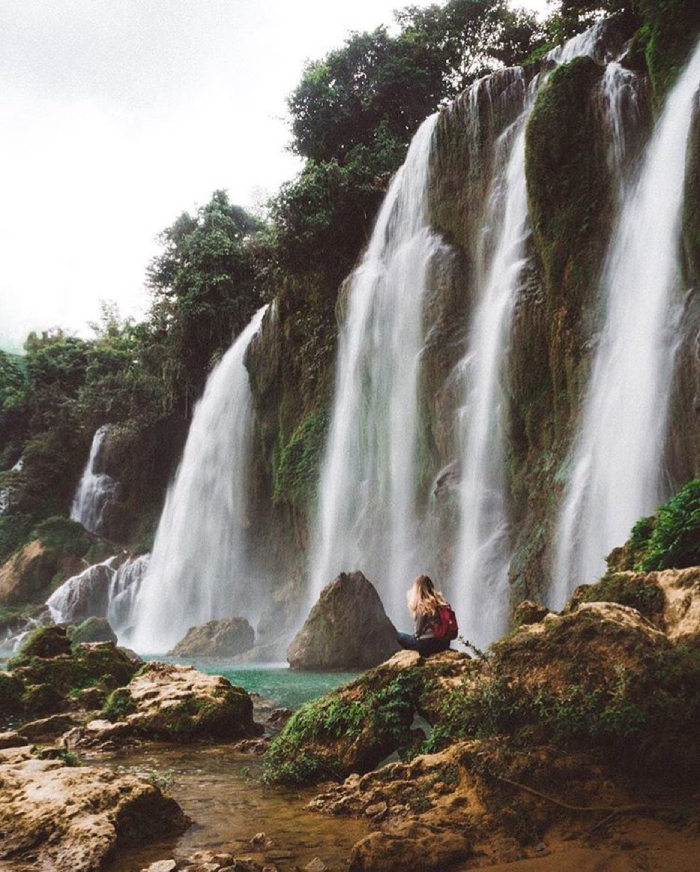 Thác Bản Giốc hùng vĩ