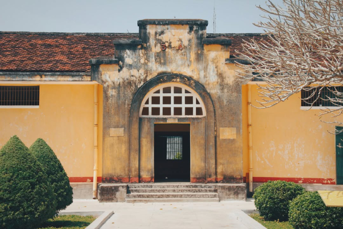 Nhà đày tái hiện sự thật trần trụi đằng sau song sắt của thực dân