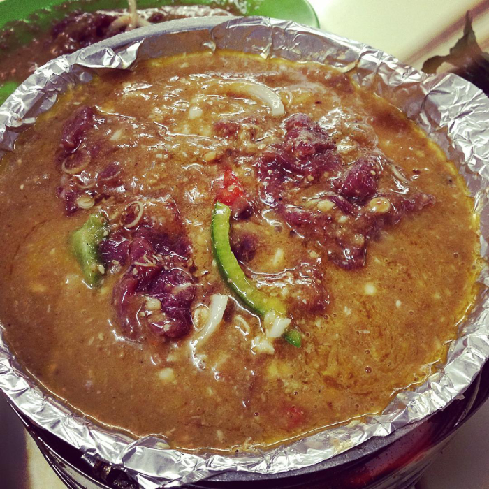 Bò nhúng me dậy mùi thơm khi ăn cùng tỏi phi