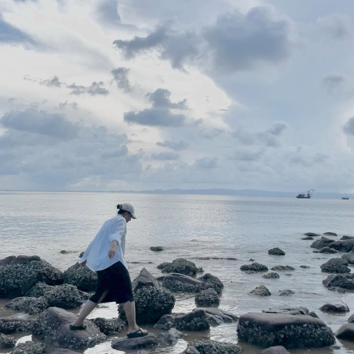 Biển Đồ Sơn không có nước biển xanh trong nhưng khá yên tĩnh