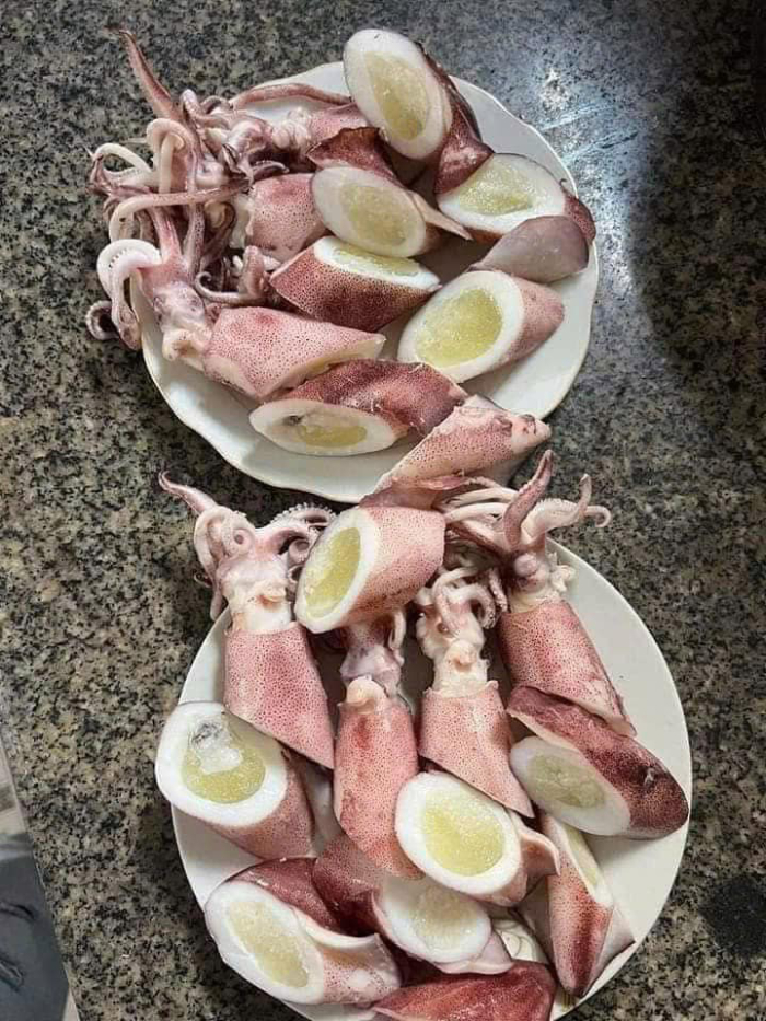 Mực trứng với phần bụng trứng béo ngậy