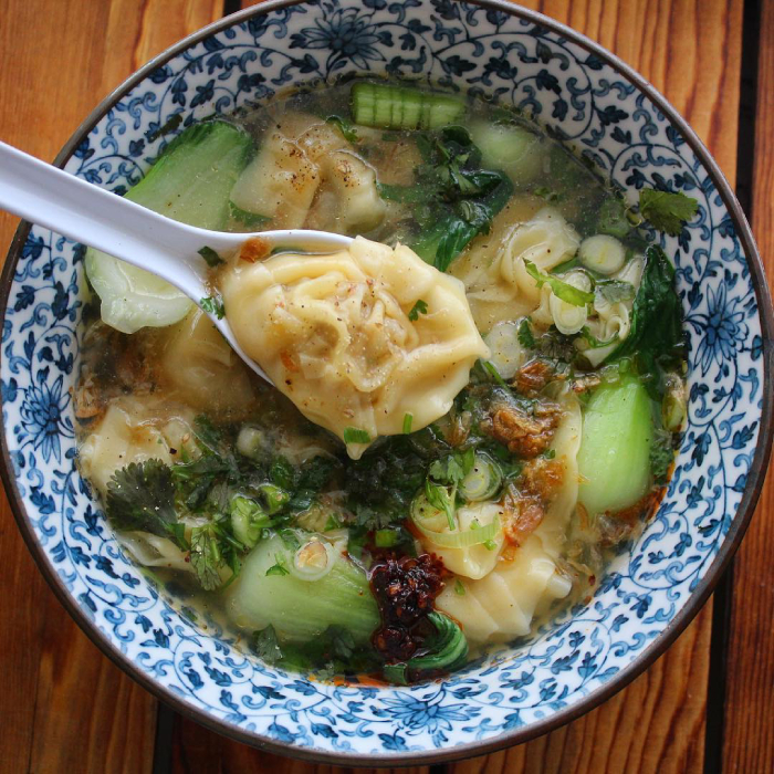 Hoành thánh là món Hoa nổi bật tại Hội An