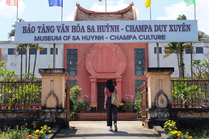 Bảo tàng lưu trữ những hiện vật tượng trưng cho sự phát triển của Hội An