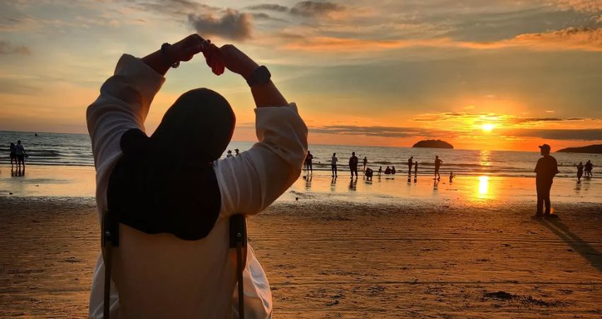 Bãi biển Tanjung Aru