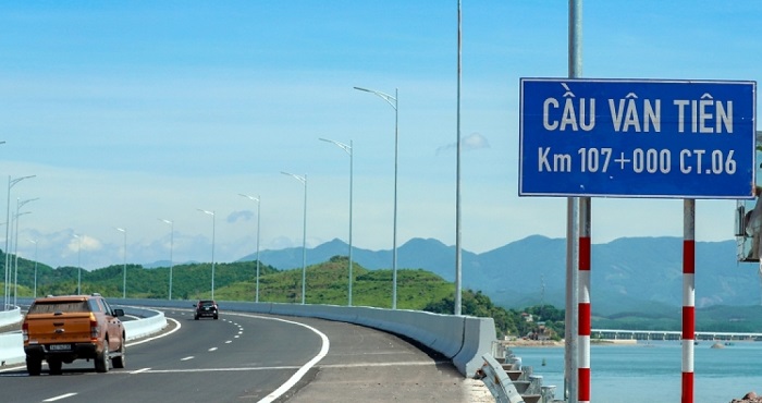 Cây cầu vượt biển đẹp ở Việt Nam gọi tên cầu Vân Tiên