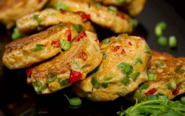 Chả gà Tiểu Quan là một trong những món ăn đặc trưng của Hưng Yên.