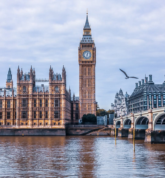 Cung điện Westminster Anh được nhiều du khách yêu thích