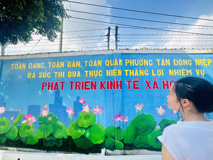 Dĩ An có gì chơi? Tham quan con đường bích họa