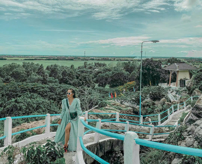 Ghé thăm các địa điểm du lịch Tri Tôn An Giang - Đồi Tức Dụp