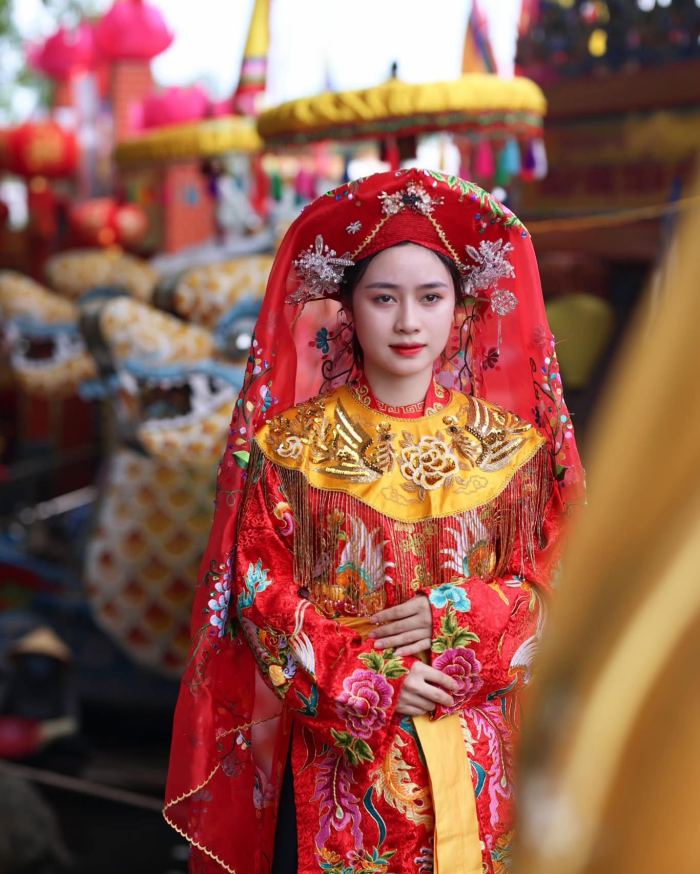 Điện Hòn Chén Huế 