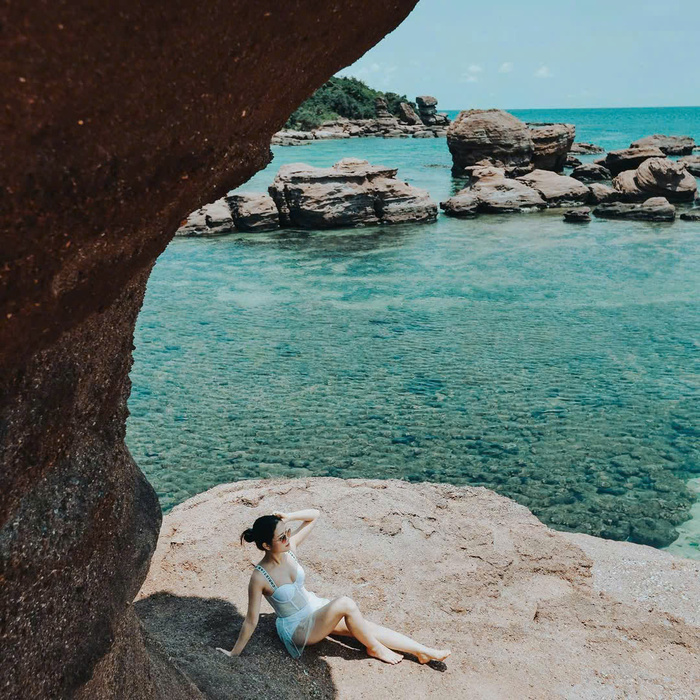 Tầm tháng 3 đến tháng 9 âm lịch là thời điểm du lịch Hòn Gầm Ghì Phú Quốc lý tưởng