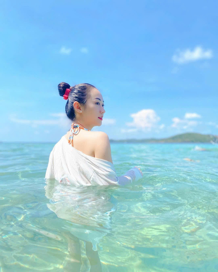 Mang theo đồ bơi nếu bạn muốn bơi lội ở Hòn Gầm Ghì Phú Quốc 