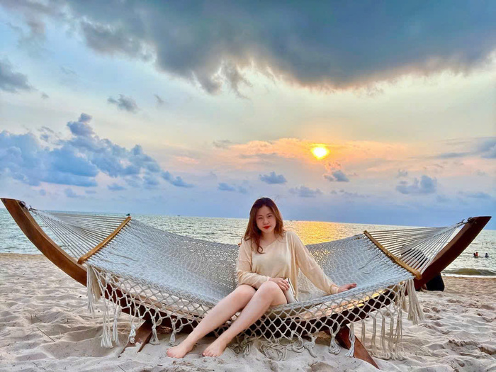 Ngắm hoàng hôn ở Hòn Mây Rút Phú Quốc