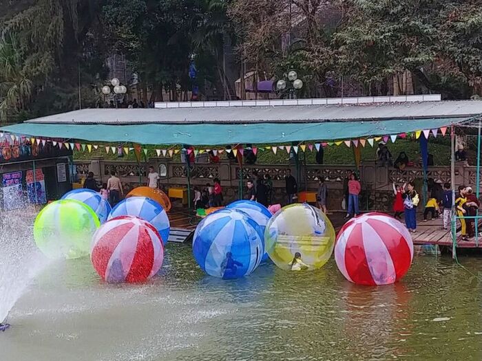 Khu dã ngoại gần Hà Nội cho trẻ em - Công viên Thủ Lệ