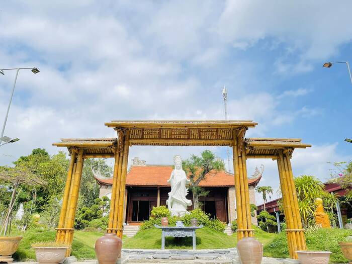 Kinh nghiệm du lịch biển Tiên Trang Thanh Hoá - Gợi ý địa điểm du lịch gần bãi biển Tiên Trang