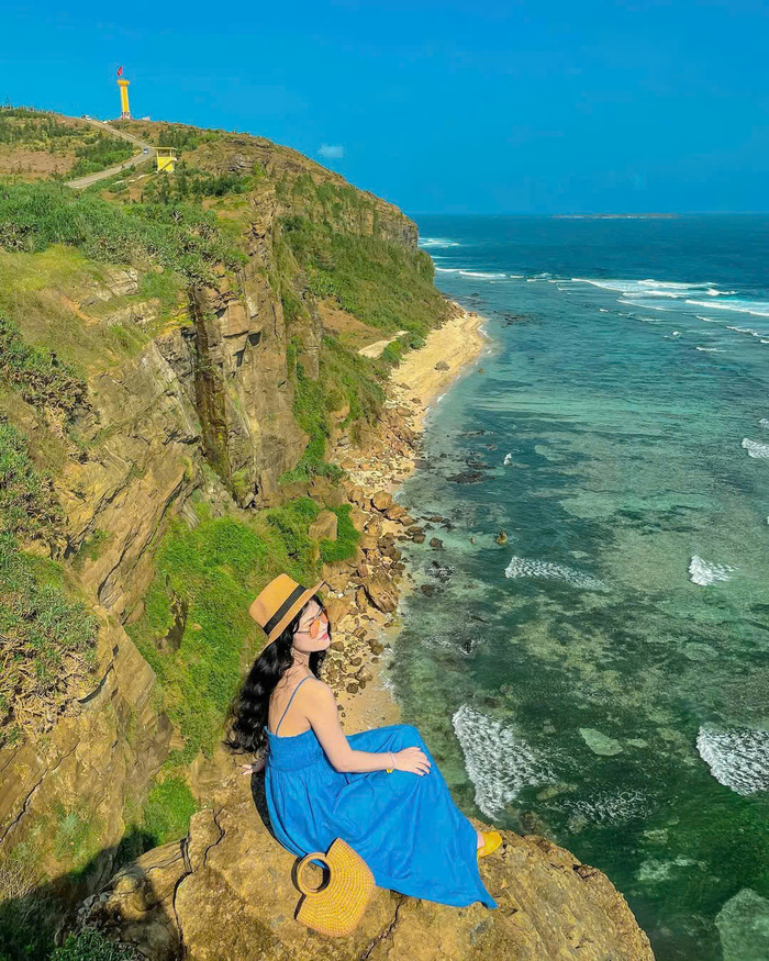 Những ngọn núi lửa đẹp ở Việt Nam - Núi Thới Lới 