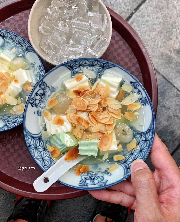 Quán chè ngon nổi tiếng Hà Nội ăn siêu đã trong hè này