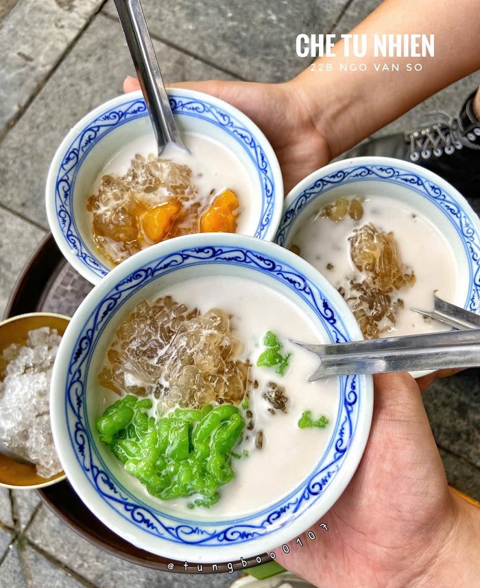 Quán chè ngon nổi tiếng Hà Nội làm từ những nguyên liệu chất lượng nhất