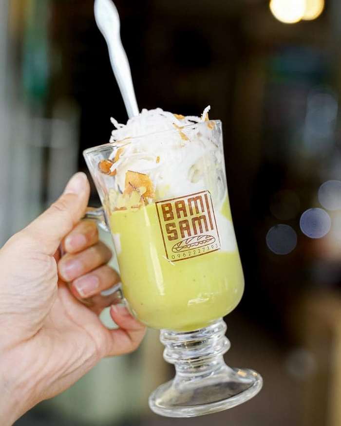 BaMi SaMi là một quán kem bơ tại Hà Nội ngon không thể bỏ qua.