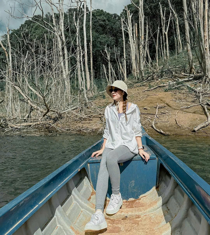 Địa điểm du lịch gần Rừng chết Măng Đen