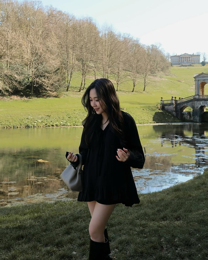 Mùa đông (tháng 11 – tháng 2 năm sau) tại thành phố Bath nước Anh