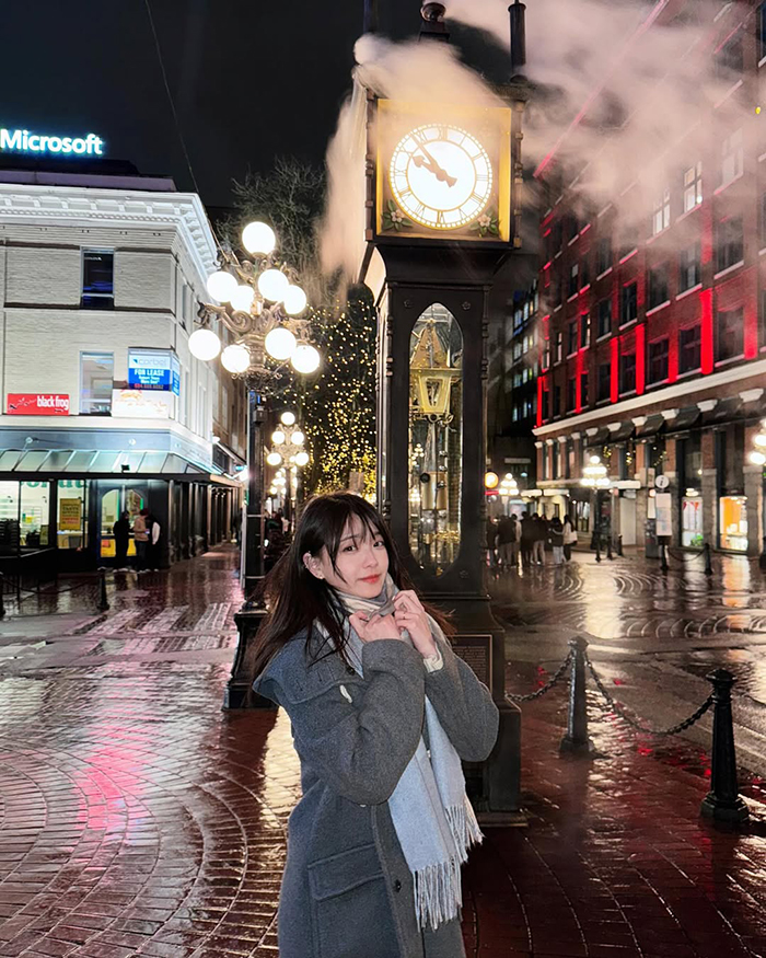 Các cửa hàng boutique và đồ lưu niệm