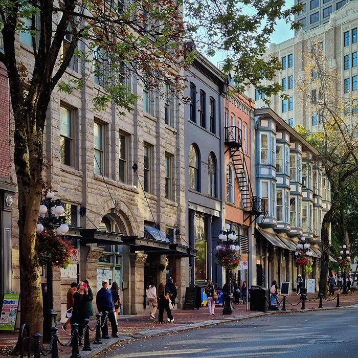 Phòng trưng bày nghệ thuật (Art Galleries) tại thành phố cổ Historic Gastown Canada