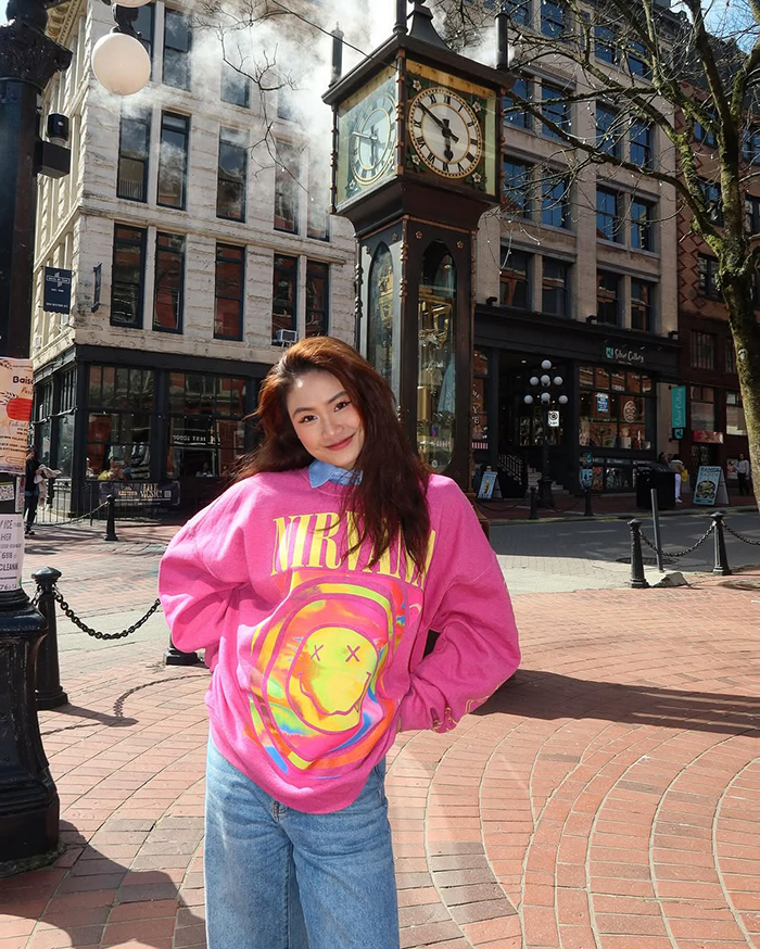 Cuối xuân và đầu thu tại thành phố cổ historic gastown canada