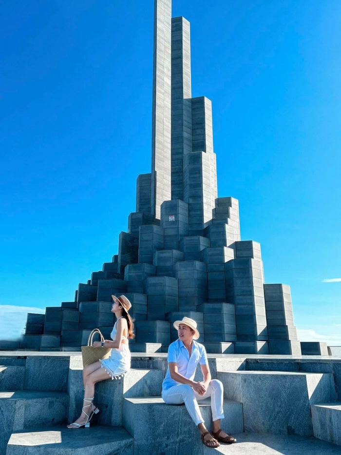 Kiến trúc Tháp Nghinh Phong Tuy Hoà 