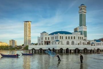 Cẩm nang du lịch Tanjung Bungah Malaysia: Từ bãi biển yên ả đến đời sống bản địa đậm chất Penang