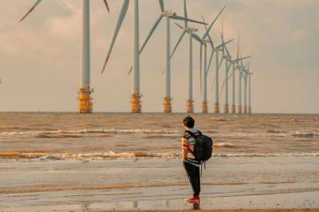 [Cập nhật] Săn ảnh sống ảo với khoảnh khắc hoàng hôn ‘siêu thơ’ tại điện gió Duyên Hải Trà Vinh-Vĩnh Long