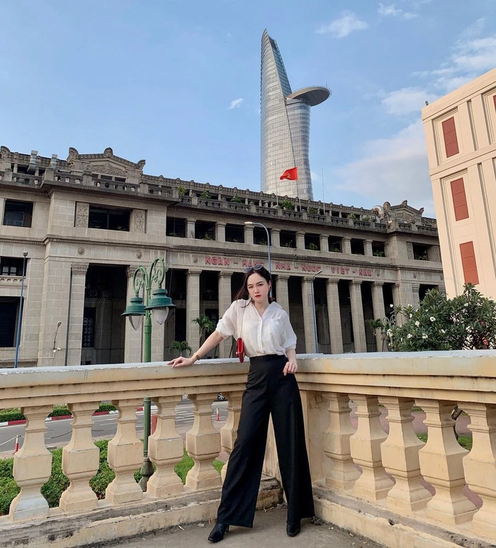 Toà nhà Bitexco TPHCM hoạt động 9h30 – 21h30 mỗi ngày 