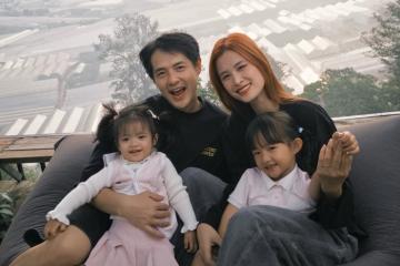 Gia đình Đông Nhi “trốn phố” lên Đà Lạt dịp lễ 30/4 - 1/5