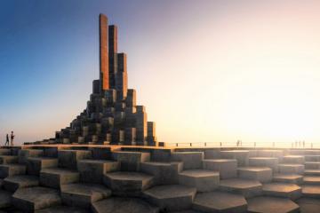 Quảng trường Nghinh Phong - biểu tượng mới của Phú Yên