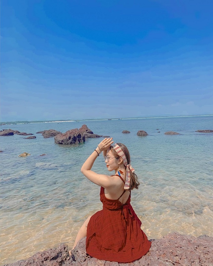 Tới Ghềnh Bàn Than – điểm du lịch gần sân bay Chu Lai để khám phá sự thú vị của tạo hóa