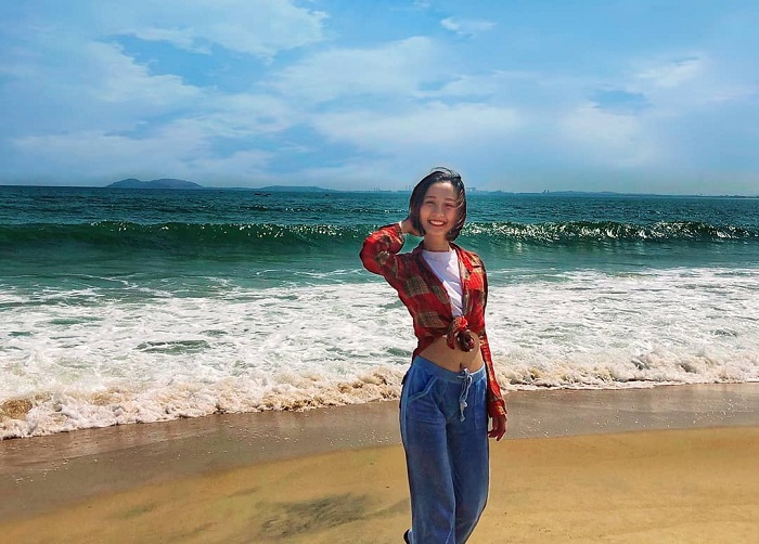 Tới điểm du lịch gần sân bay Chu Lai này để tắm biển, ngắm cảnh và thưởng thức hải sản