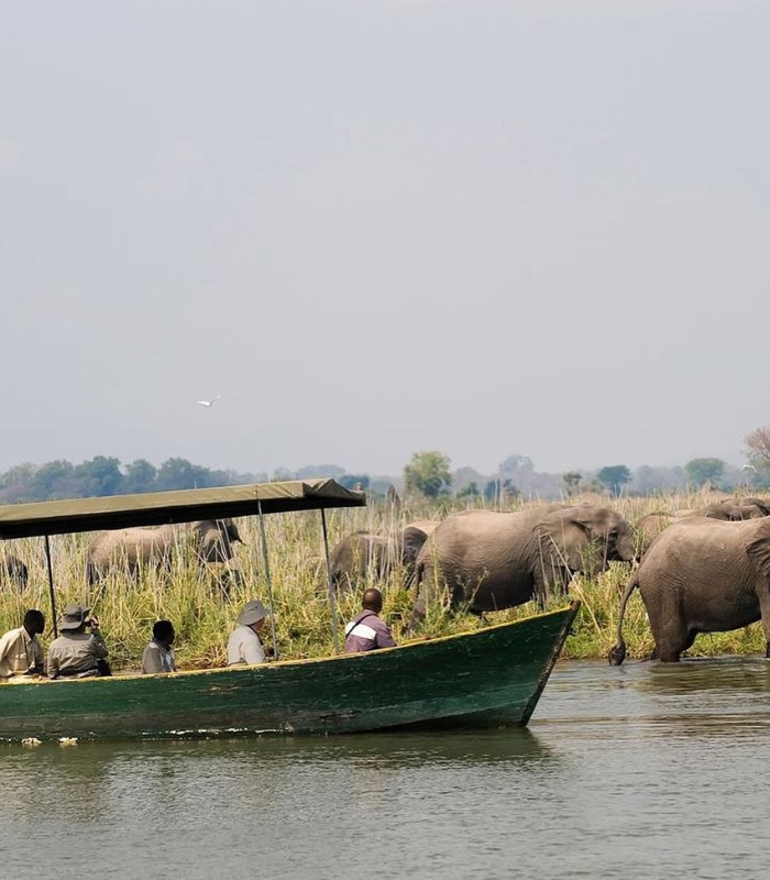 Du lịch Malawi - Malawi có nhiều địa điểm tham qua nổi tiếng như rừng núi