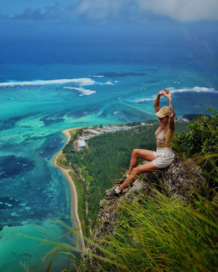 Khám pahs núi Le Morne Brabant khi du lịch Mauritius