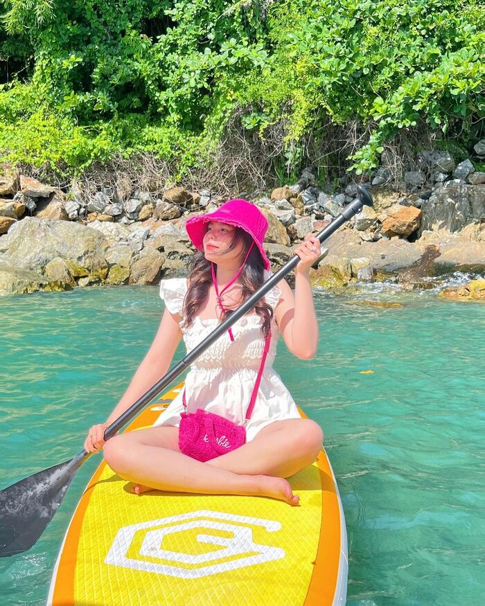 chèo SUP ở Hòn Sơn Kiên Giang 