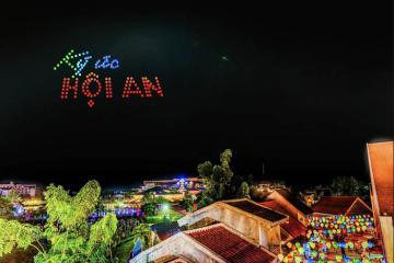 Hội An bừng sáng trong lễ hội 'Light to sky'