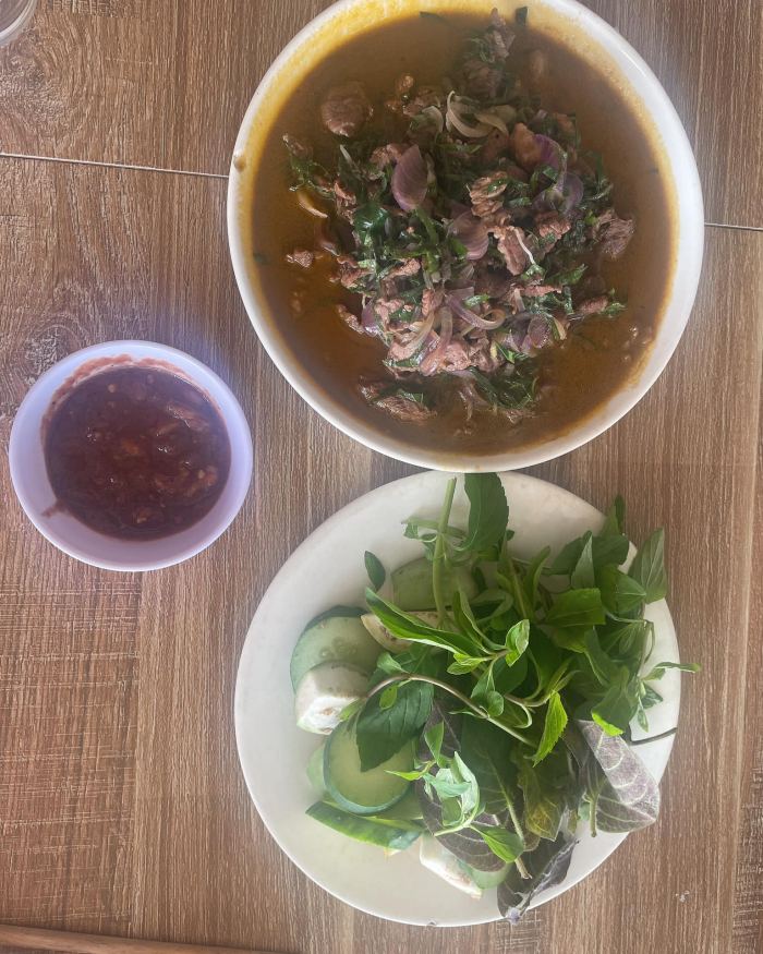 đặc sản độc đáo ở Quảng Bình Quảng Trị  Thịt trâu lá Trơng 