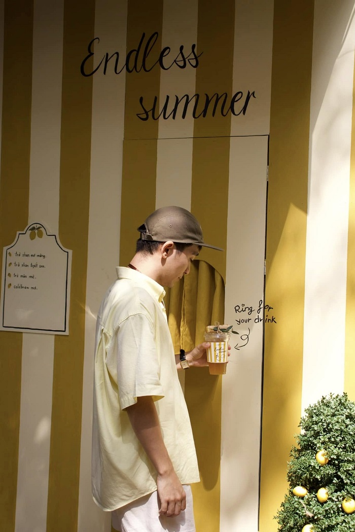 Mọi góc lên ảnh đều nhức nách tại Quán cà phê vibe mùa hè ở Hà Nội