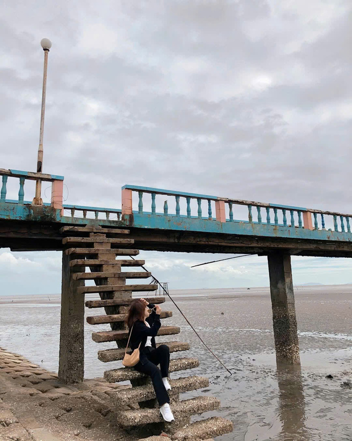 Địa điểm du lịch cùng khu vực với Biển Rạch Bùn Tiền Giang