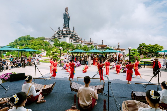 Ghé thăm các di tích lịch sử ở Tây Ninh - núi Bà Đen