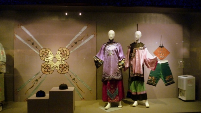 Tham quan Bảo tàng Tơ lụa Quốc gia Trung Quốc khi du lịch Chiết Giang 