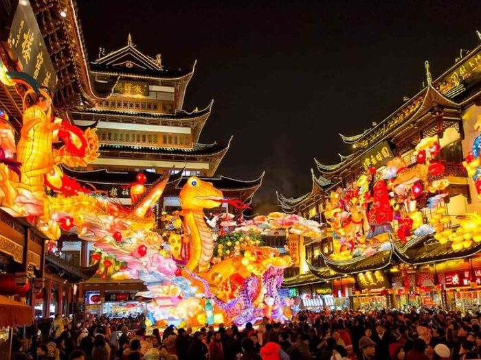 Tham gia Lễ hội văn hoá Khai Phong  khi du lịch Hà Nam Trung Quốc